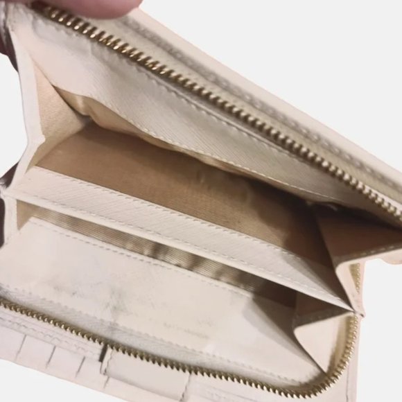 SALVATORE FERRAGAMO WALLET - Picture 7 of 8